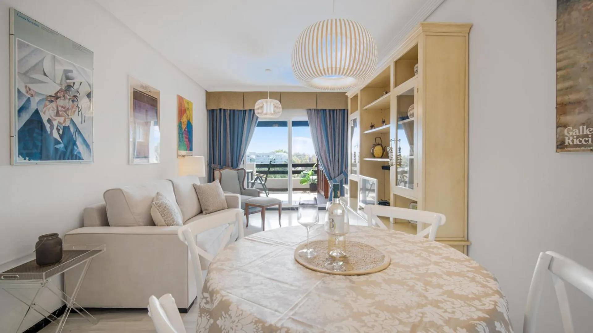 1 Bedroom Apartment, With Sea Views, In Medina Garden - Puerto Banus Marbella